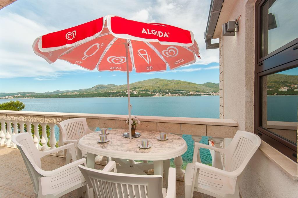 Apartments Natasa โตรกีร์ ภายนอก รูปภาพ
