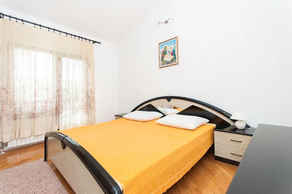 Apartments Natasa โตรกีร์ ภายนอก รูปภาพ