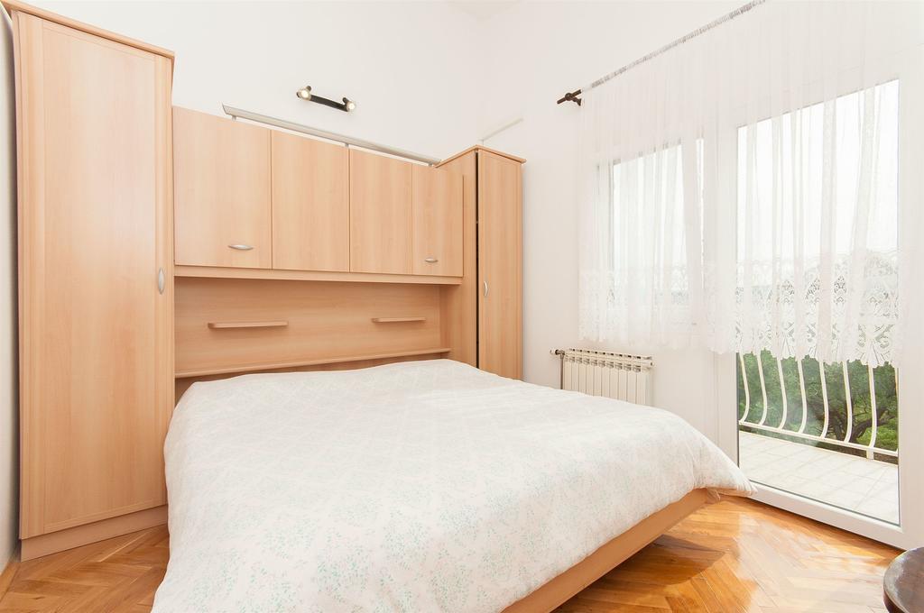 Apartments Natasa โตรกีร์ ภายนอก รูปภาพ