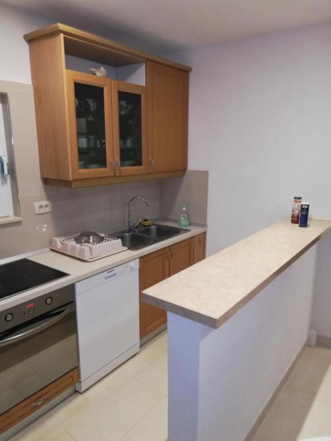 Apartments Natasa โตรกีร์ ภายนอก รูปภาพ