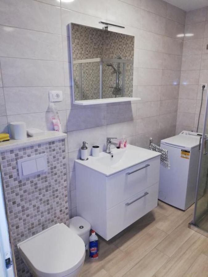 Apartments Natasa โตรกีร์ ภายนอก รูปภาพ